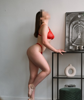 Лариса, 20 лет